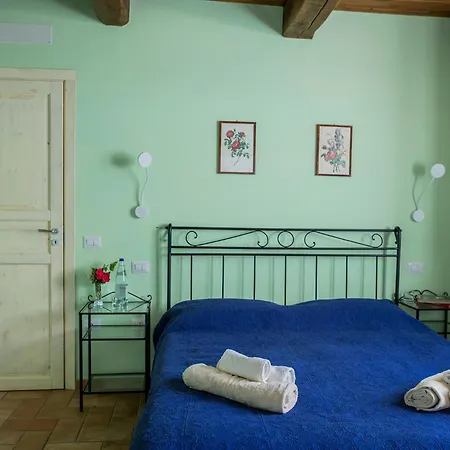 Sant'angelo Farm 4*