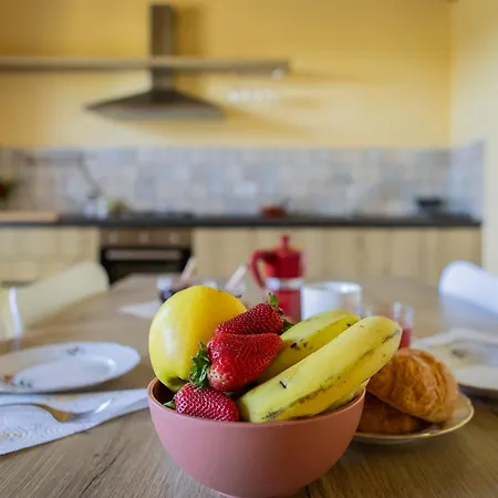 Sant'angelo Farm 4* 구알도카타네오